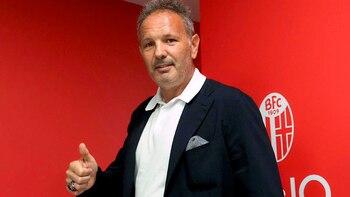 Mihajlovic continuará en el cargo