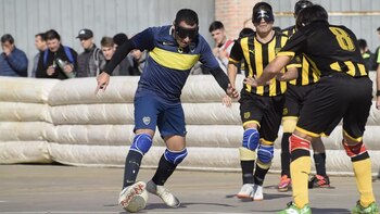 El capitán Silvio Vello domina