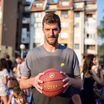 Ognjen Kuzmić jugó dos temporadas