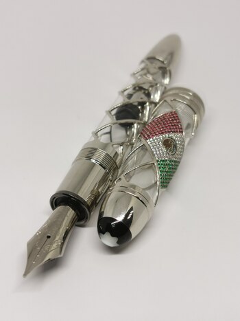 Una pluma fuente en oro