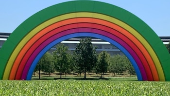 Entrada del Apple Park, sede