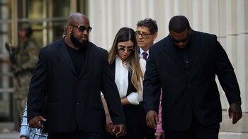 Emma Coronel asistió a todos