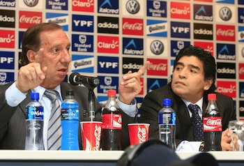 Carlos Bilardo y Diego Armando Maradona, juntos en la selección argentina (Shutterstock)