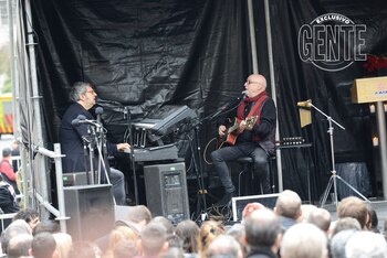 Lito Vitale y Juan Carlos Baglietto interpretaron Las cosas tienen movimiento. Foto: Julio César Ruiz/GENTE