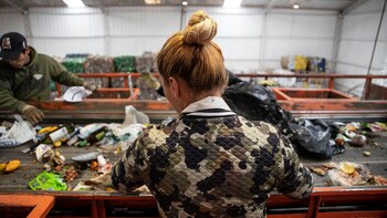 Por día, pasan por la