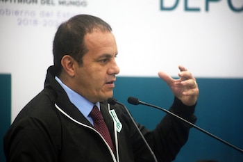 El ex futbolista es gobernador