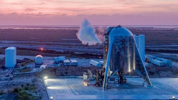 Starhopper en la plataforma de