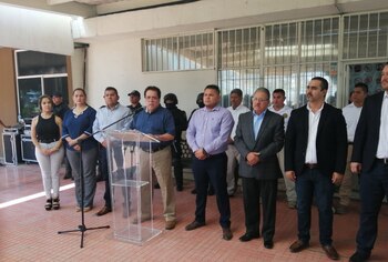 La FGE de Coahuilla cumplimentó la orden de aprehensión por el delito de feminicidio en grado de tentativa (Foto: Twitter @FGECoahuila)