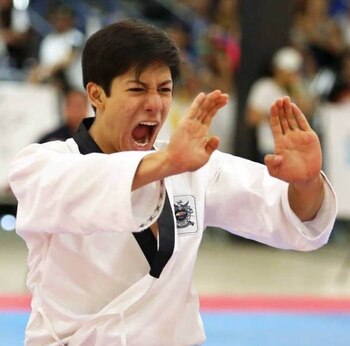 El contingente tricolor llegó a