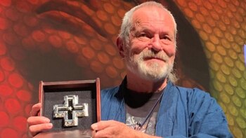 Terry Gilliam recibió la Cruz de Plata en la XXII edición del Festival Internacional de Cine de Guanajuato (Foto: Twitter Guanajuato Film Fest)