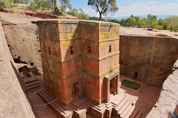 La Iglesia Biet Ghiorgis en Lalibela, Etiopía, fue tallada en una sola piedra en el siglo XII (Shutterstock)
