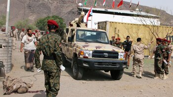 En simultáneo un coche bomba