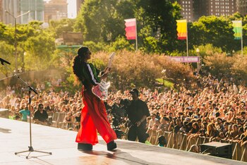 Gabriella Wilson es H.E.R., proyecto