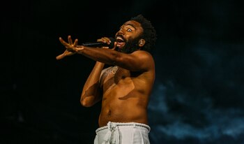 Con canciones como “This is