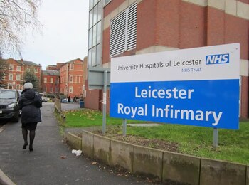 El hombre recibió una indemnización por el error del personal (Foto: Leicester Royal Infirmary)