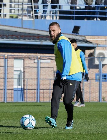De Rossi, en acción: se