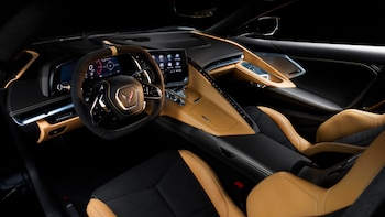 En su interior, mantiene la