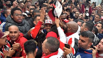 Las banderas y los fuegos