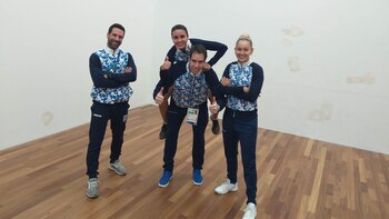 Shai Manzuri, María José Vargas, Fernando Kurzbard y Natalia Méndez conforman el equipo argentino de raquetbol