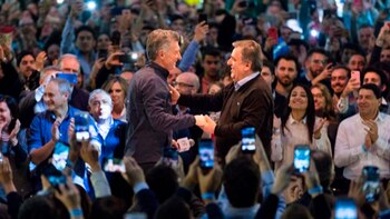 Macri y Negri, primer candidato