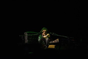 El show duró casi una hora y media, formado por sus clásicos pero también mucho espacio para las canciones de “Kill Gil” y “Random”, sus últimos dos discos (Franco Fafasuli)