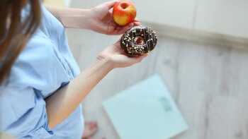 El azúcar, ya sea refinada