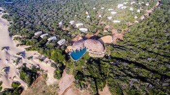 El Wild Coast Tented Lodge está ubicado al borde del Parque Nacional Yala en Sri Lanka (Booking.com)