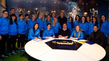 Las Gladiadoras, el equipo femenino de Boca, firmaron sus contratos por una temporada y se convirtieron en profesionales