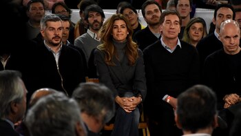Marcos Peña, Juliana Awada, Diego Santilli y Horacio Rodríguez Larreta