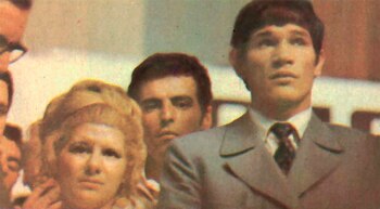 Mercedes “Pelusa” García junto a