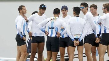 El ocho remos con timonel