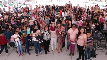 Cientos de mujeres participaron en