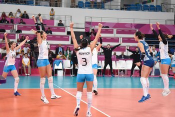 Nizetich, la primera en levantar