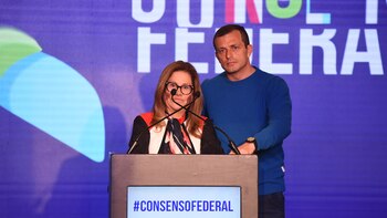 Camaño subió al escenario con