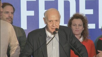 Roberto Lavagna con un estilo