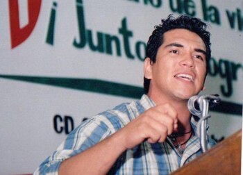 Alejandro Moreno es miembro activo