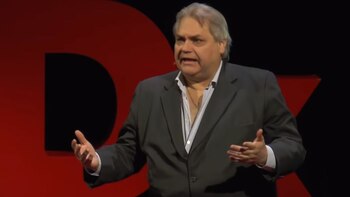 Carlos Bremer comenzó su carrera