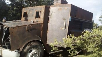 “El monstruo” es un camión utilizado por Santiago Mazari, alias “El Carrete” para enfrentamientos (Foto: Facebook Denuncia Ciudadana Guerrero)