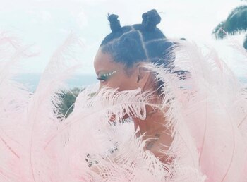 (Foto: Instagram @badgalriri)