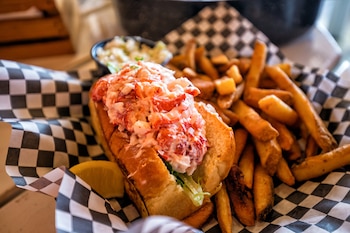 En Estados Unidos, desde Massachusetts hasta Maine, los sándwiches de langosta son los favoritos de la región noreste