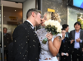 Mónica Farró contrajo matrimonio con Leandro Herrera, su personal trainer. “Casarme con este hombre maravilloso es un placer”, expresó la flamante esposa en un móvil de “Intrusos” (Fotos: Maximiliano Luna / Teleshow)