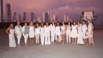 De izquierda a derecha Cecilia