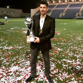 El DT tiene una extensa