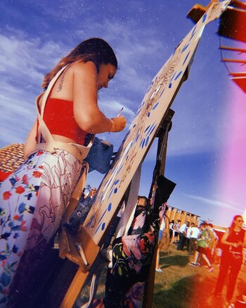 Andie en el festival l