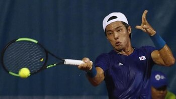 El tenista asiático de 21 años logró su primer triunfo en el circuito ATP (Foto: Reuters)