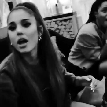 La cara de Ariana Grande