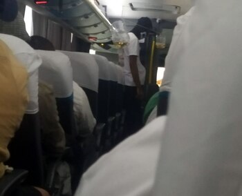 Las botellas con gasolina dentro