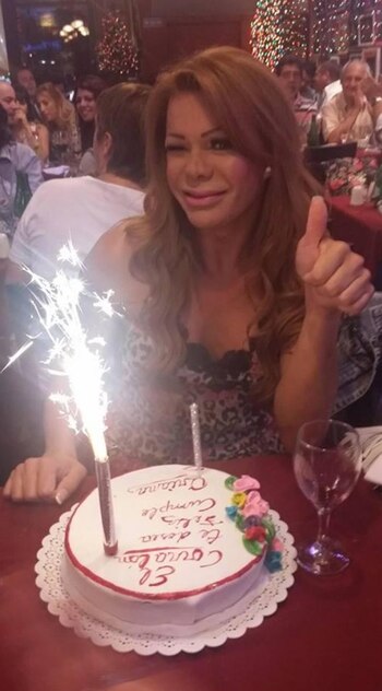 Oriana Prince festejando uno de