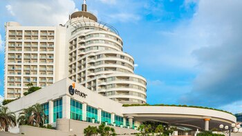 Enjoy Punta del Este, junto