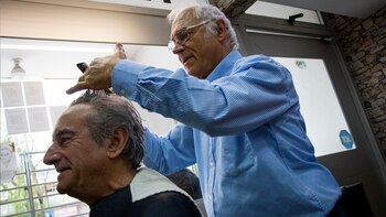 Hugo tiene 75 años y